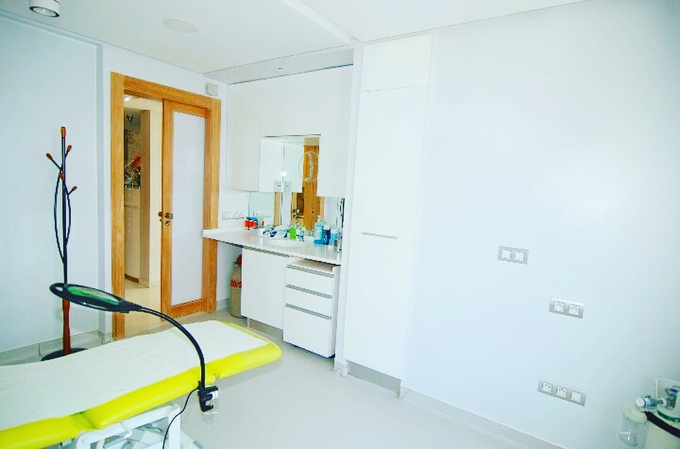 بروفيسور خليل بنيوسف