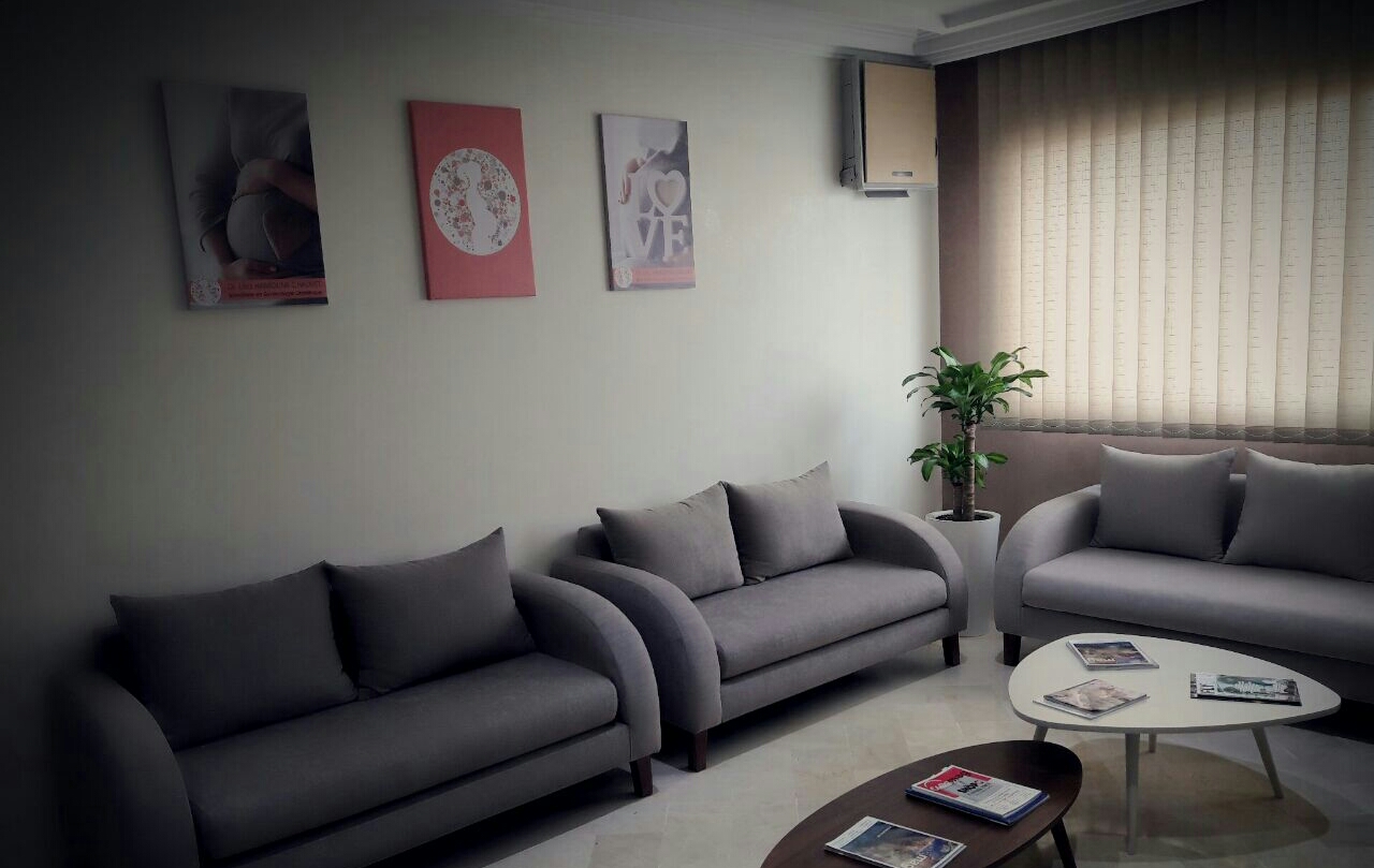 دكتورة حمومي شوفي  ليليا 