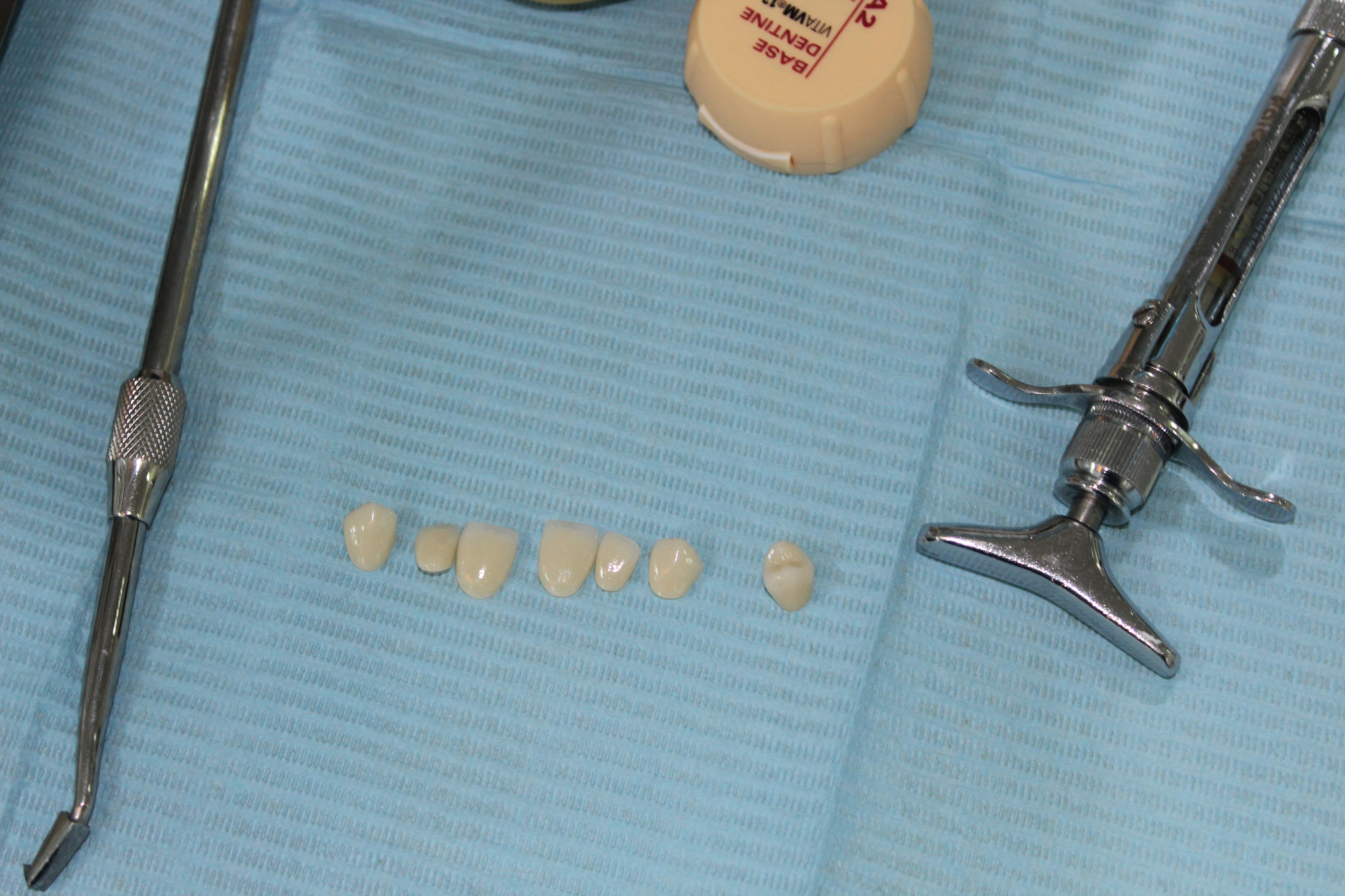 بروفيسور أحمد العلمي