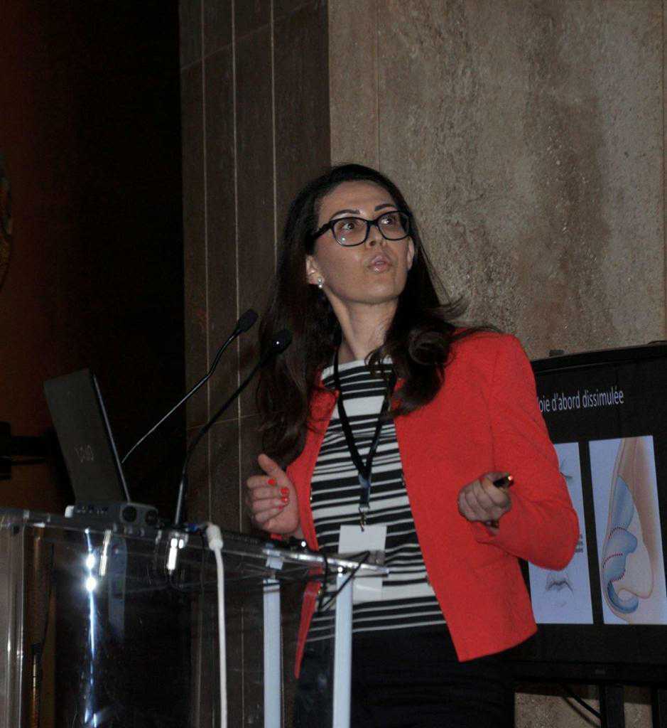 بروفيسور سلمى بنعزو