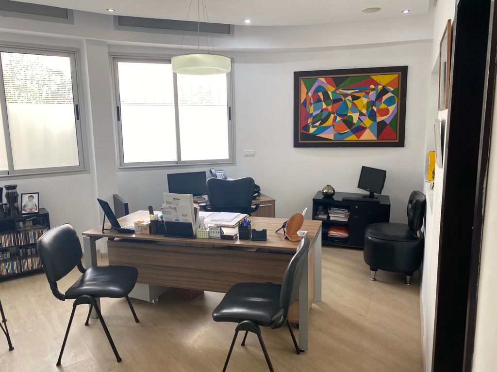 دكتورة مهجة وادفل