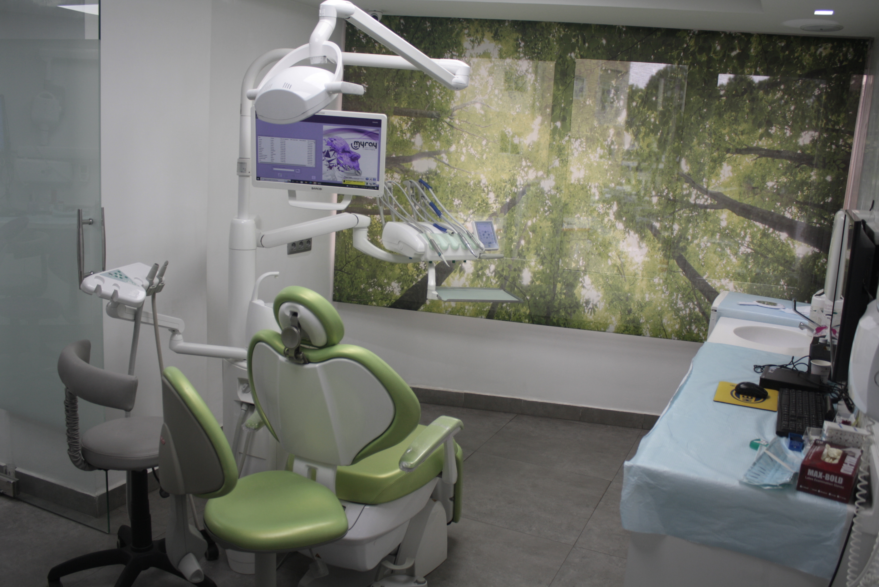 دكتورة حنان بنمنصور