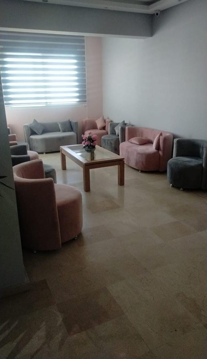 Dr Neicène Landolsi