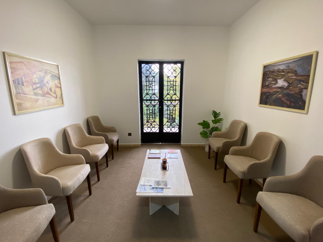 دكتور حمزة زروف