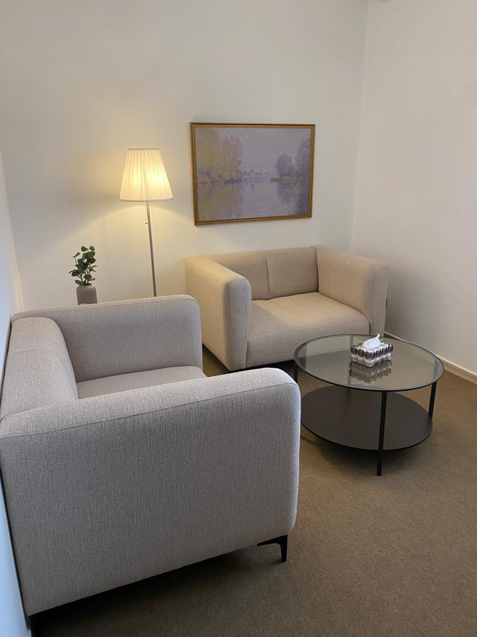 دكتور حمزة زروف