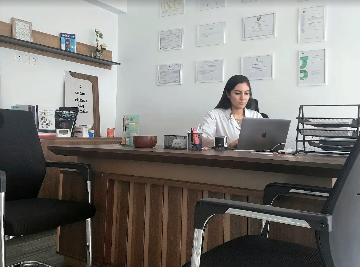 Dr Jihane Benass