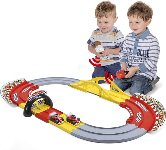 CHICCO Scuderia Ferrari Multiplay Race Track