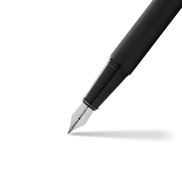 Sheaffer® 300 9343 Matte Black Fountain Pen With Black trim - Fine