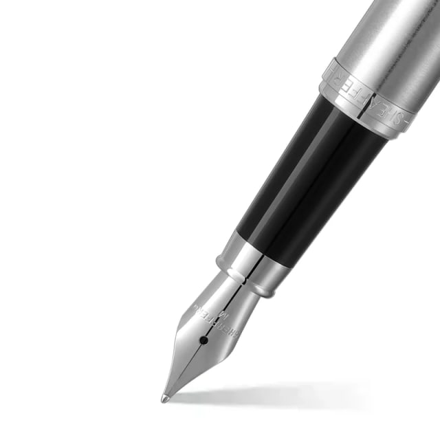 SHEAFFER VFM Brushed Chrome Fountain Pen Medium Nib