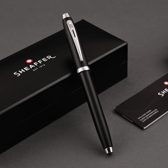 Sheaffer® 100 Matte Black with Chrome Plate Fountain Pen