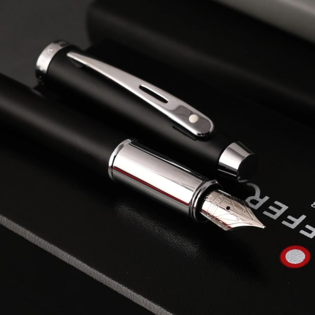 Sheaffer® 100 Matte Black with Chrome Plate Fountain Pen