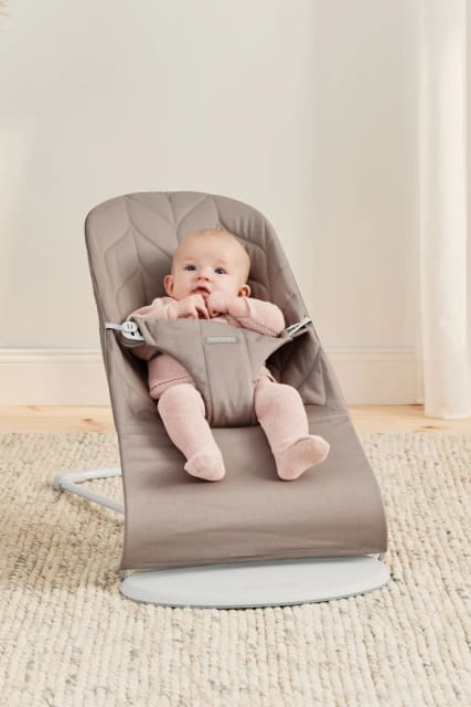 Baby Bjorn Bouncer Bliss Woven Petal Quilt Sand Grey