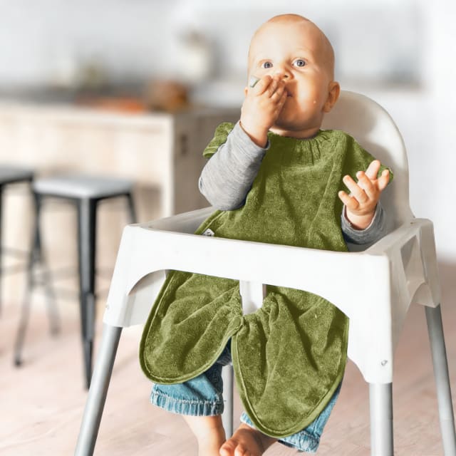 SILLY BILLYZ TOWEL HIGHCHAIR HUGR BIB OLIVE