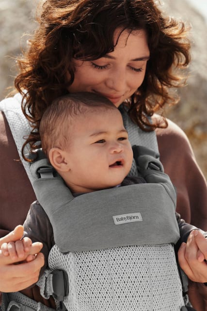 Baby Bjorn Bib for Carrier Harmony Jersey Lt Grey