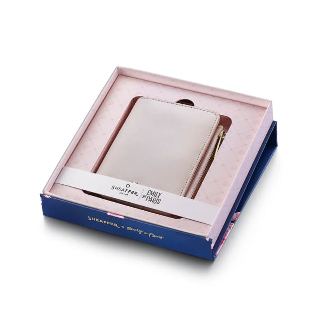 Sheaffer Emily in Paris Full-Grain Leather Zipped Bifold Coin Wallet with Heart-Shaped Emblem - Pink