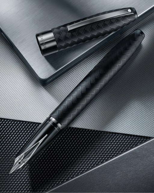 Sheaffer Legacy Matt Black Chevron/Gunmetal Fountain Pen Medium Nib