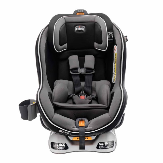 CHICCO Car Seat: NextFit Zip - Carbon