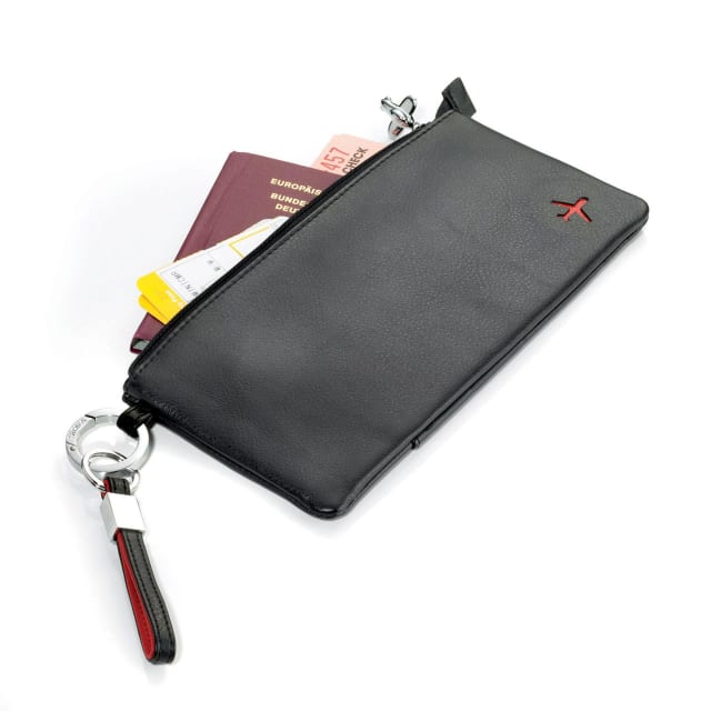 TROIKA Travel case zip & pocket red/black