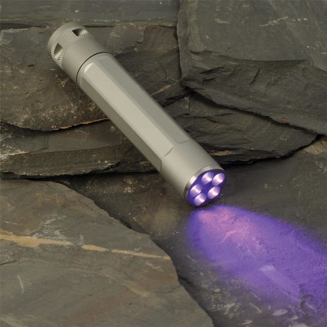 NITE IZE X5 UV LED Flashlght- Titanium/UViolet
