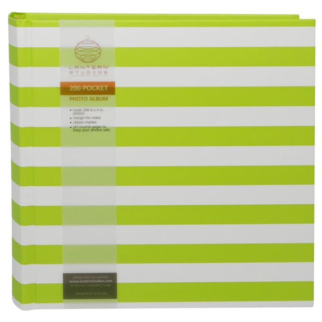 LANTERN STUDIOS Animal Playdate 200 Pocket Album Mint