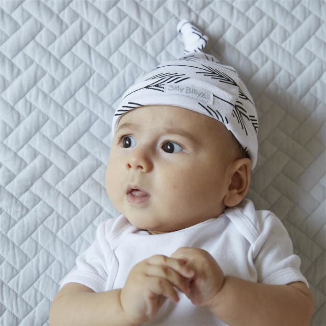 SILLY BILLYZ GUMNUT BABYHAT 2PK ARROWS