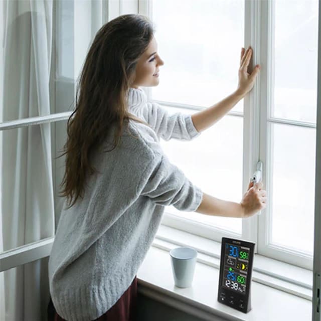 BRESSER Verticle Colour Touch Key Advanced Weather Station