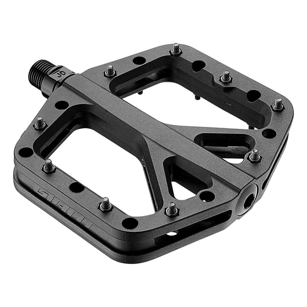 giant pinner pedals