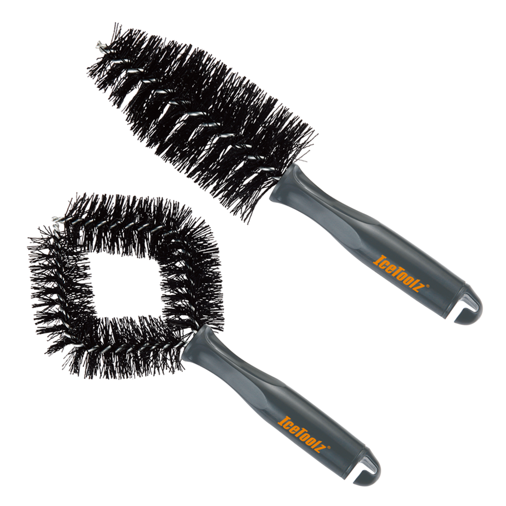 Icetoolz Cleaning Brush 2pc Set C164 Ivanhoe Cycles