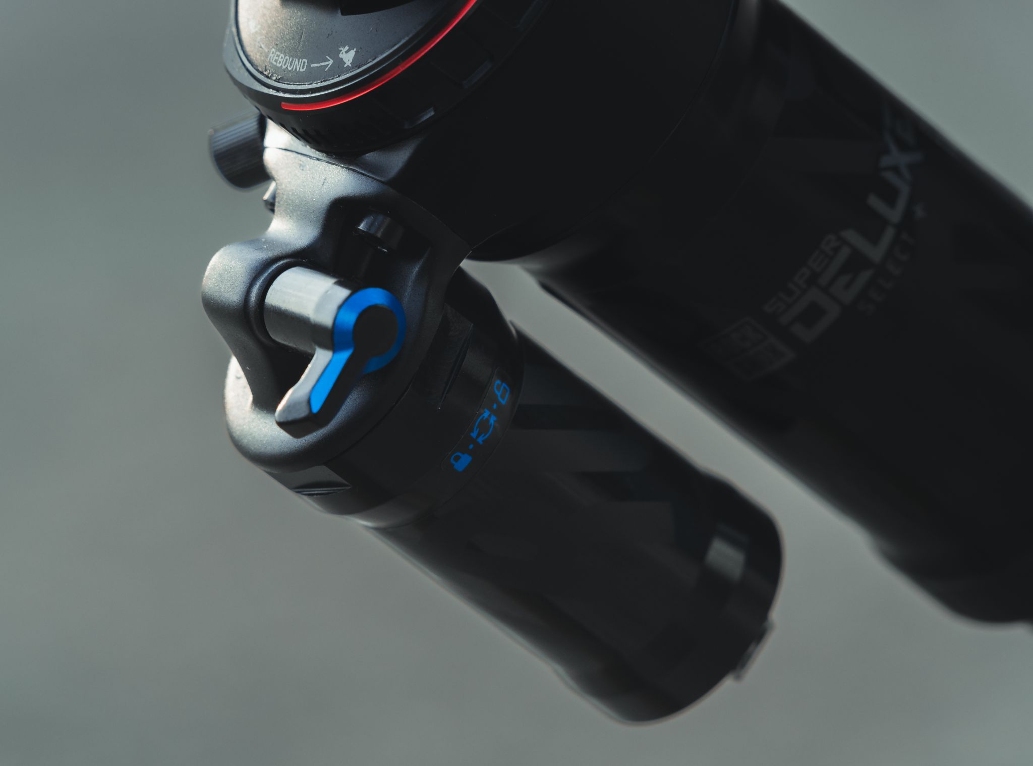 Rocky Mountain Altitude Alloy 30 2022 - Beige/Green 7 Rocky Mountain Altitude Alloy 30 2022 - Beige/Green -ShopE-Moto Shop t7igoae5fyviyovy3num