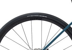 Giant Contend AR 2 (2022) - Deep Lake 