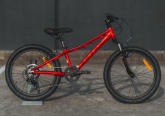 Haro Flightline 7 speed 20" Kids Bike - Red