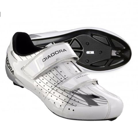 clearance cycling shoes canada