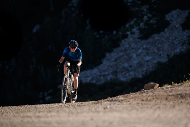 Giant Revolt E Pro 2020 Action 2