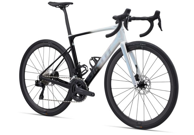 Giant Defy Advanced Pro 1 2024 XL | Giant Defy | Ivanhoe Cycles