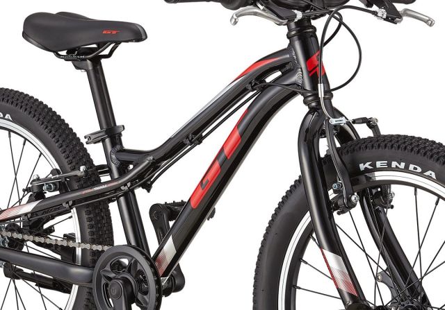 youth gt stomper 24 bike