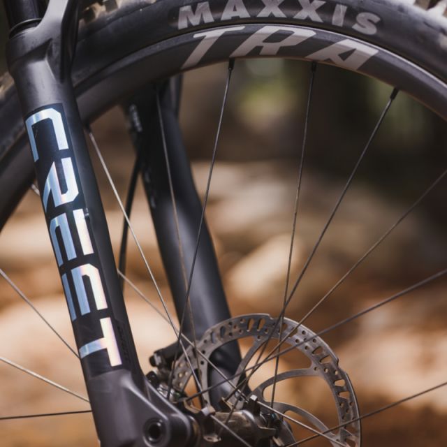 Giant Faith 2025 Copper Ivanhoe Cycles