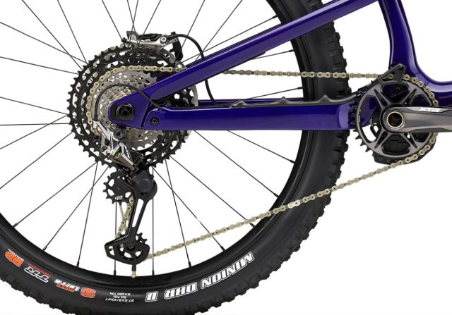 Rocky Mountain Altitude Carbon 90 27.5 - Black/Purple