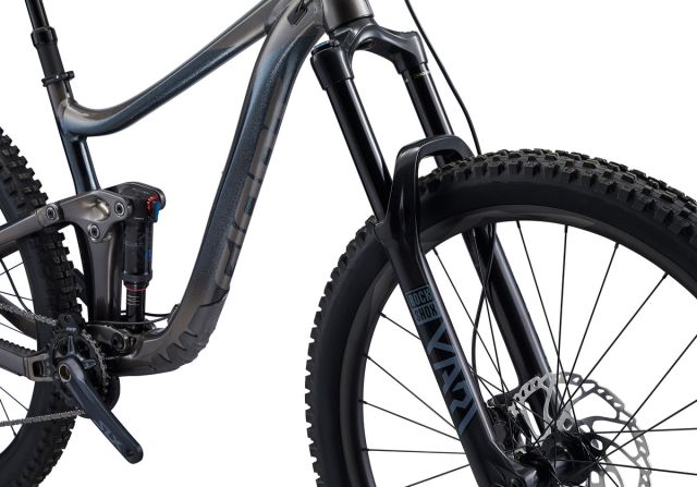Giant Reign 29 2022 - Metal