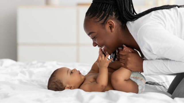 <h3>Course Details</h3>  <p>In this class, you will:</p>  <ul> 	<li>Discuss newborn characteristics, feeding methods and basic care needs.</li> 	<li>Learn techniques you can use as parents to maximize baby's sensory potential.&nbsp;</li> </ul>  <h3>&nbsp…