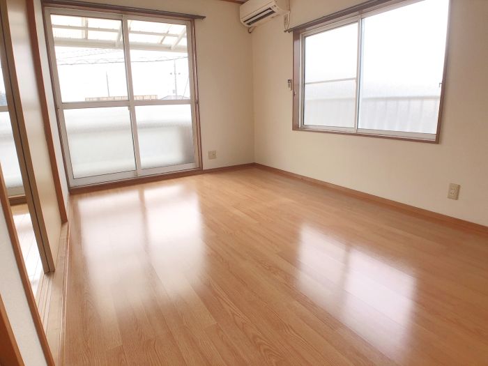 古河市下辺見 メゾネット 駐車場2台付7枚目古河市の不動産・土地・戸建・マンション・賃貸・売却査定・リブライズ