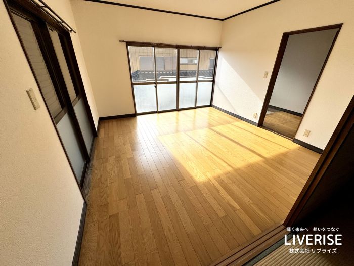 古河市 ガレージ付中古住宅 リフォーム済4枚目古河市の不動産・土地・戸建・マンション・賃貸・売却査定・リブライズ