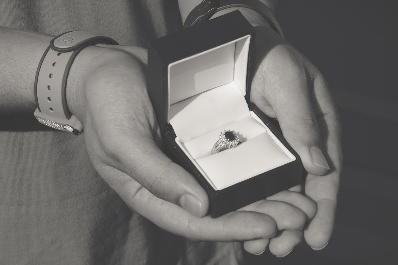 Lab grown diamond rings and where to propose with them in Scotland