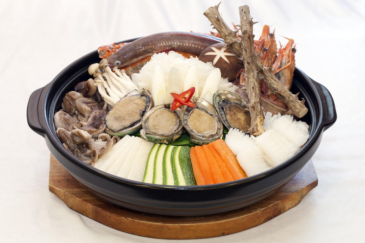 Why Millennials and Gen Z Are Obsessed With Seafood Restaurants?