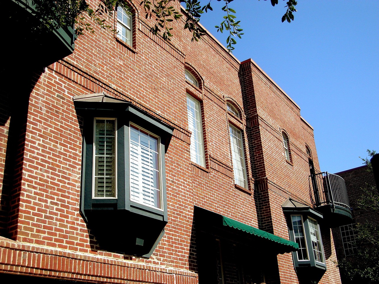 Why Buyers Compare Multiple New Launch Condos Before Deciding