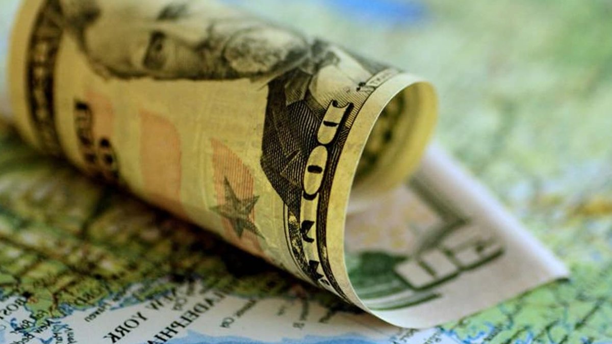 Dollar dips as yields fall ahead of Fed update Dollar dips as yields fall ahead of Fed update - federal reserve