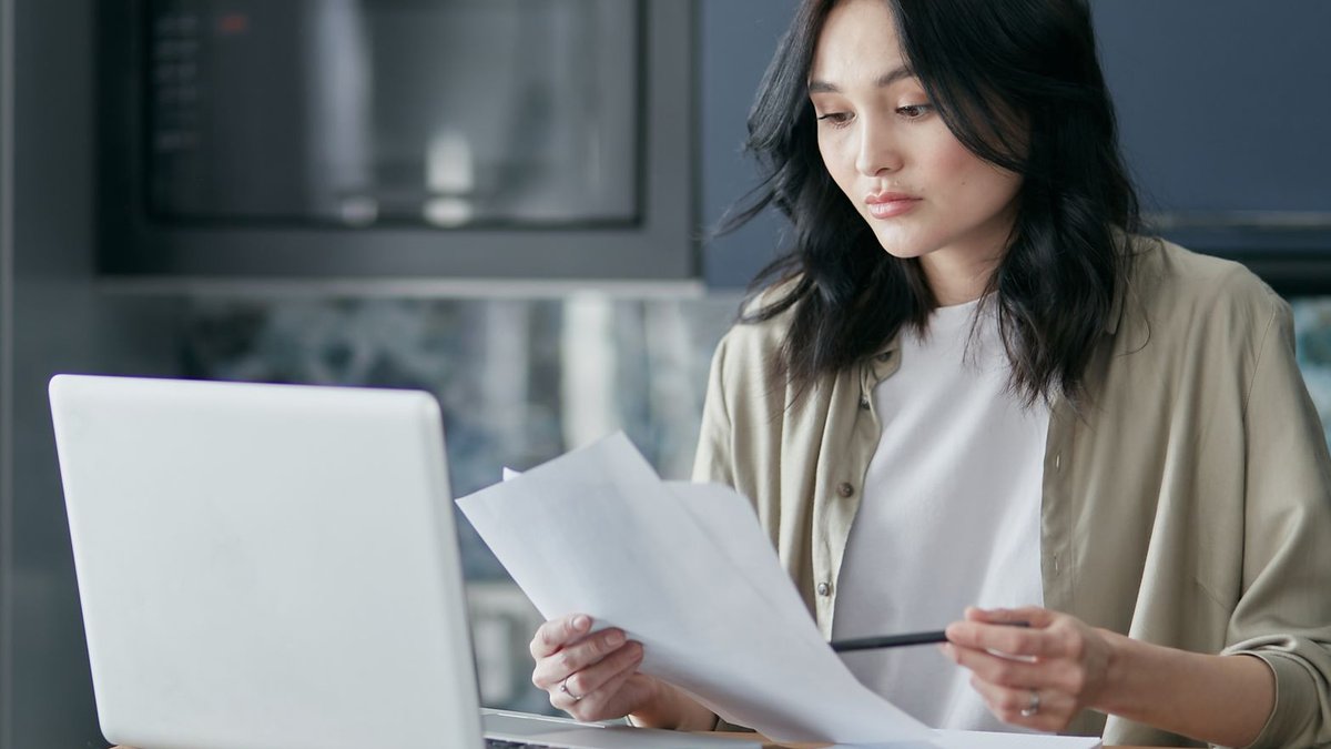 Buying a Franchise Requires Careful Consideration Buying a Franchise Requires Careful Consideration - buying franchise