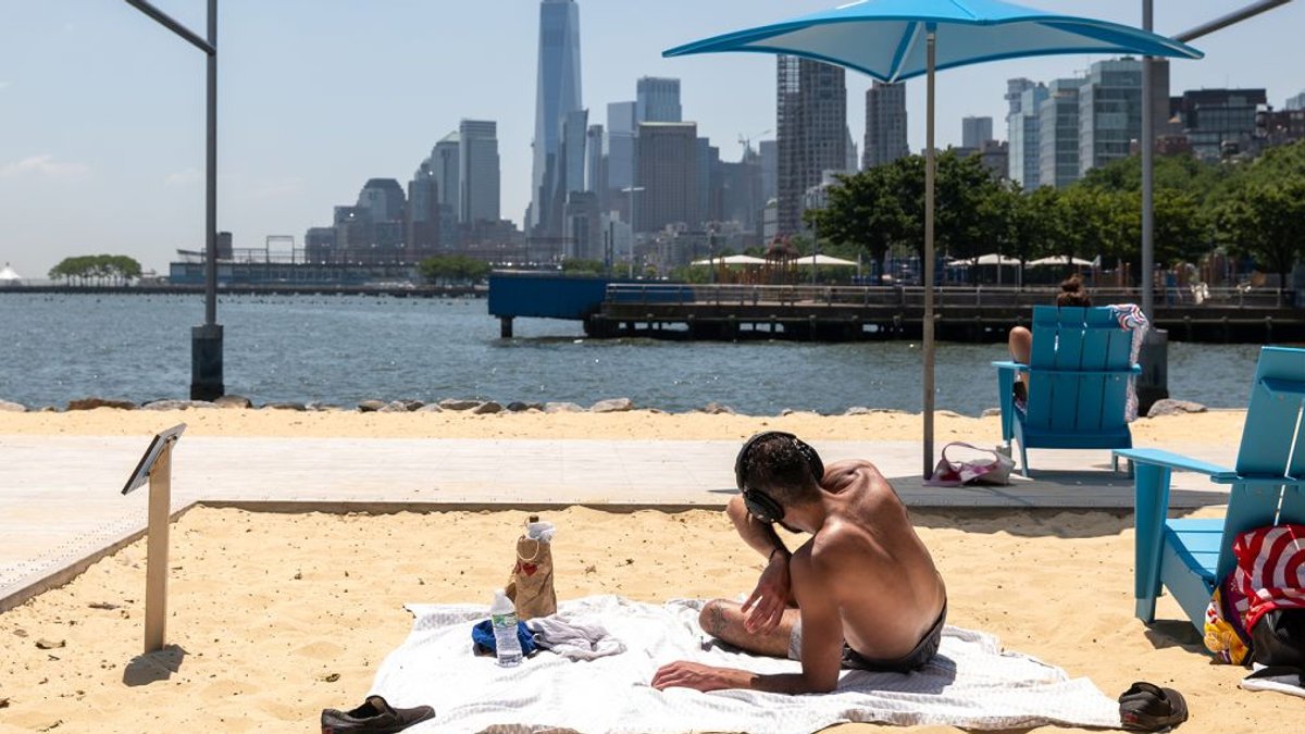 Hot Town Summer in City Hot Town Summer in City - new york city summer