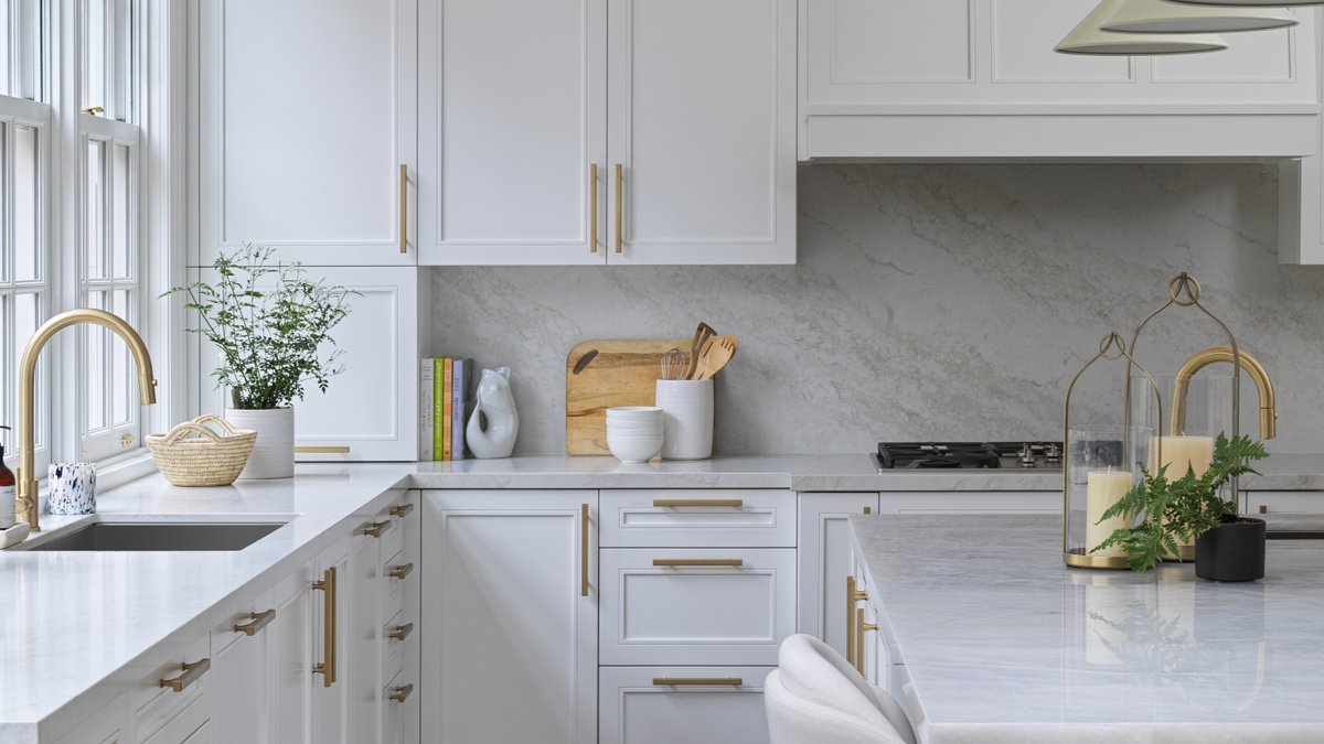 Luxury Kitchens Get a Classic Makeover - luxury kitchens