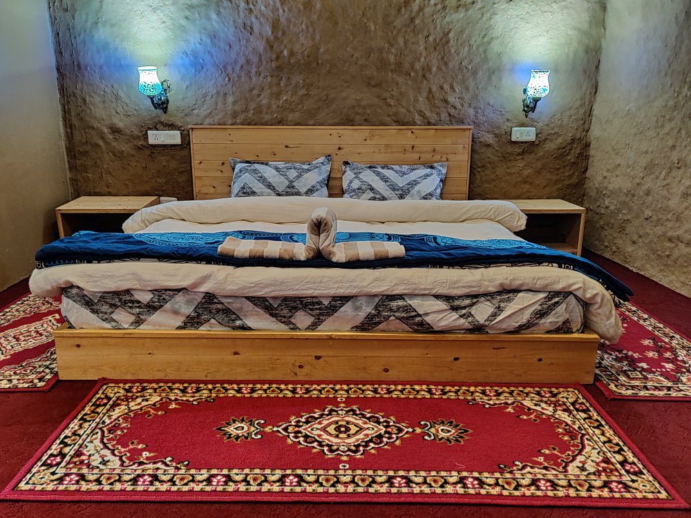 Room Suite 13