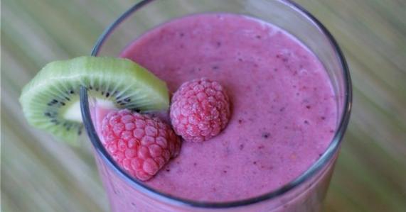 Raspberry Kiwi Smoothie | Once A Month Meals